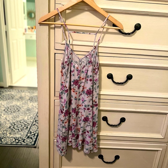 Periwinkle Floral Dress - Picture 3 of 3